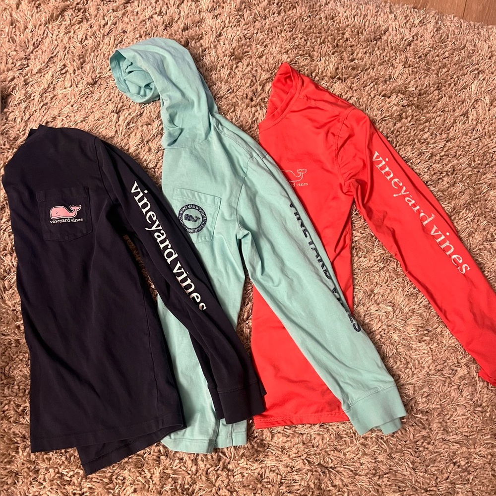 3 Vineyard Vines Long sleeve Tees  Boys S
Navy, teal, light red.